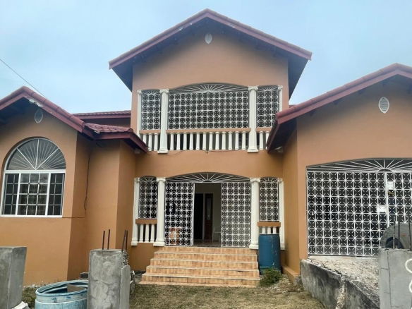 First image of 86 Independence Drive in Duncans, Trelawny, Jamaica - property is For Sale