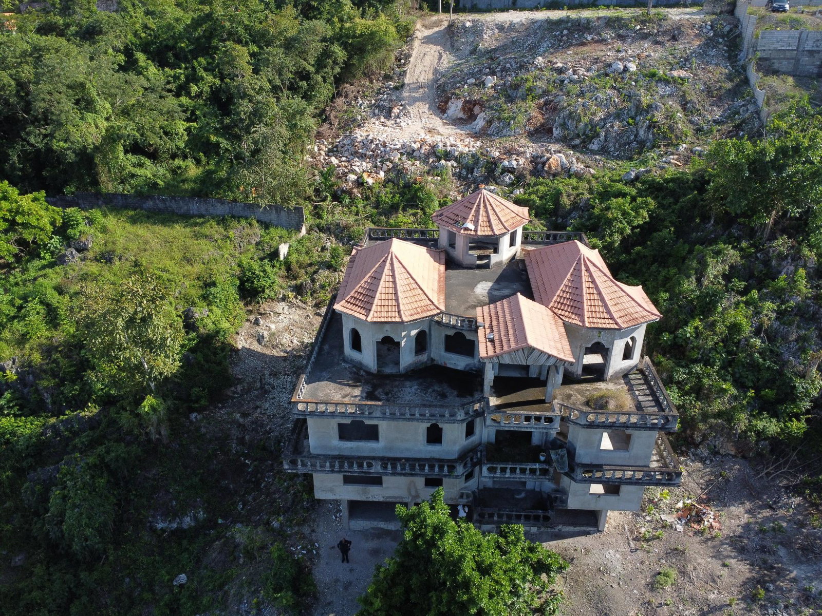 Third image of 9 Spring Valley Road in Tower Isle, St. Mary, Jamaica - property is For Sale