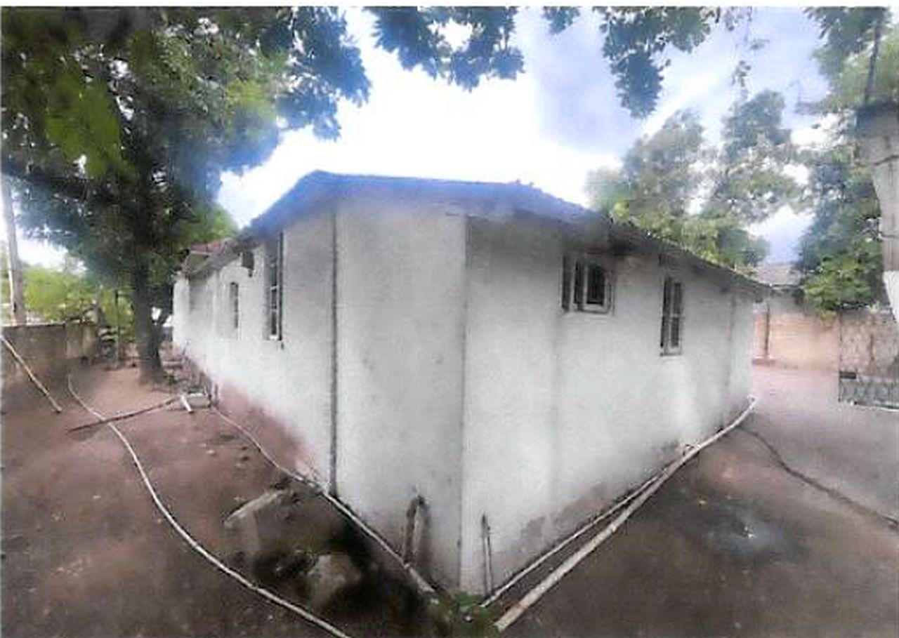 Versatile-10-Bedroom-Property-for-Sale-in-Richmond-Park-St.-Andrew-Jamaica Third image of 12 Queens Ave, Richmond Park in Kingston 10, St. Andrew, Jamaica - property is For Sale