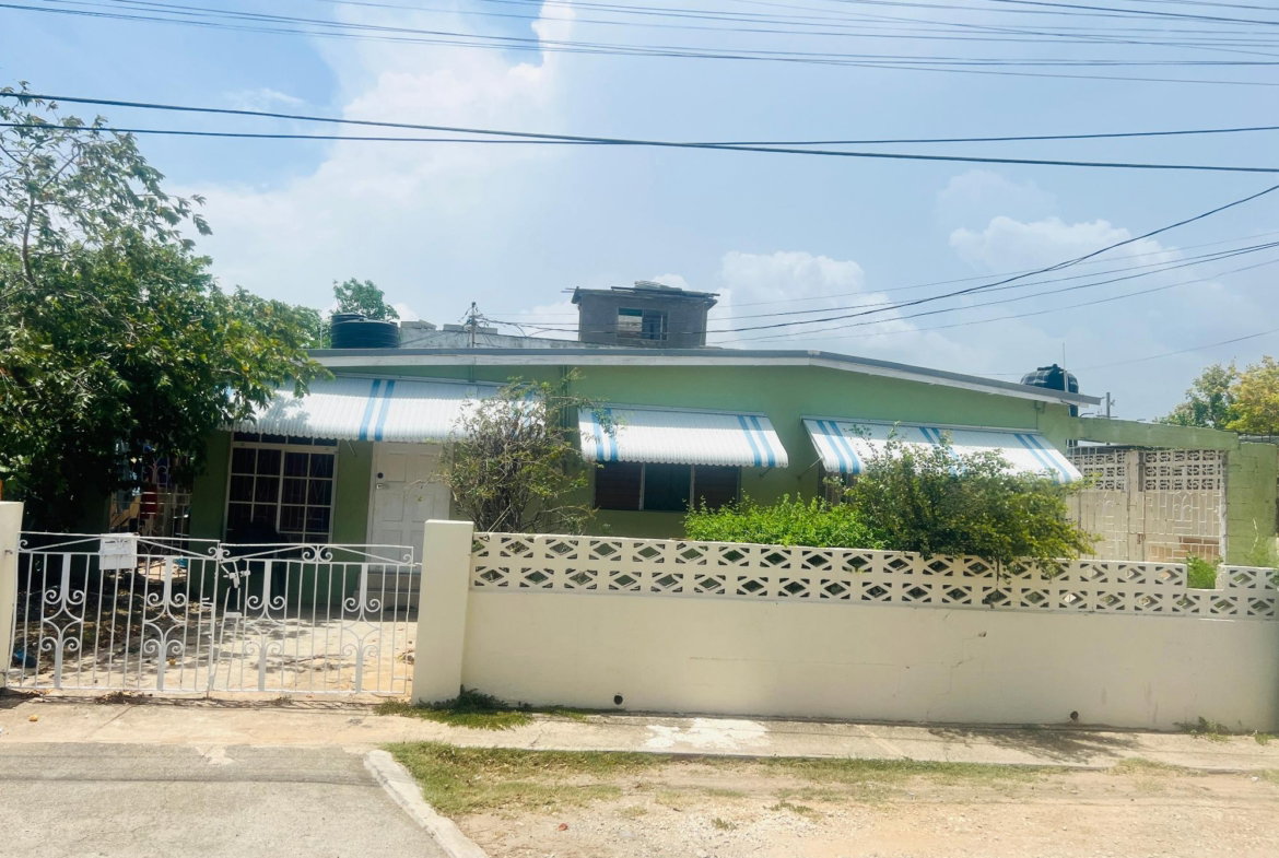 Third image of 11 Michelle Crescent, Edgewa in Edgewater, St. Catherine, Jamaica - property is For Sale