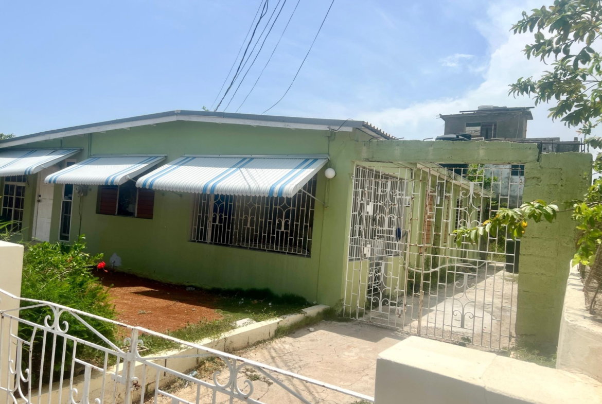 Fourth image of 11 Michelle Crescent, Edgewa in Edgewater, St. Catherine, Jamaica - property is For Sale