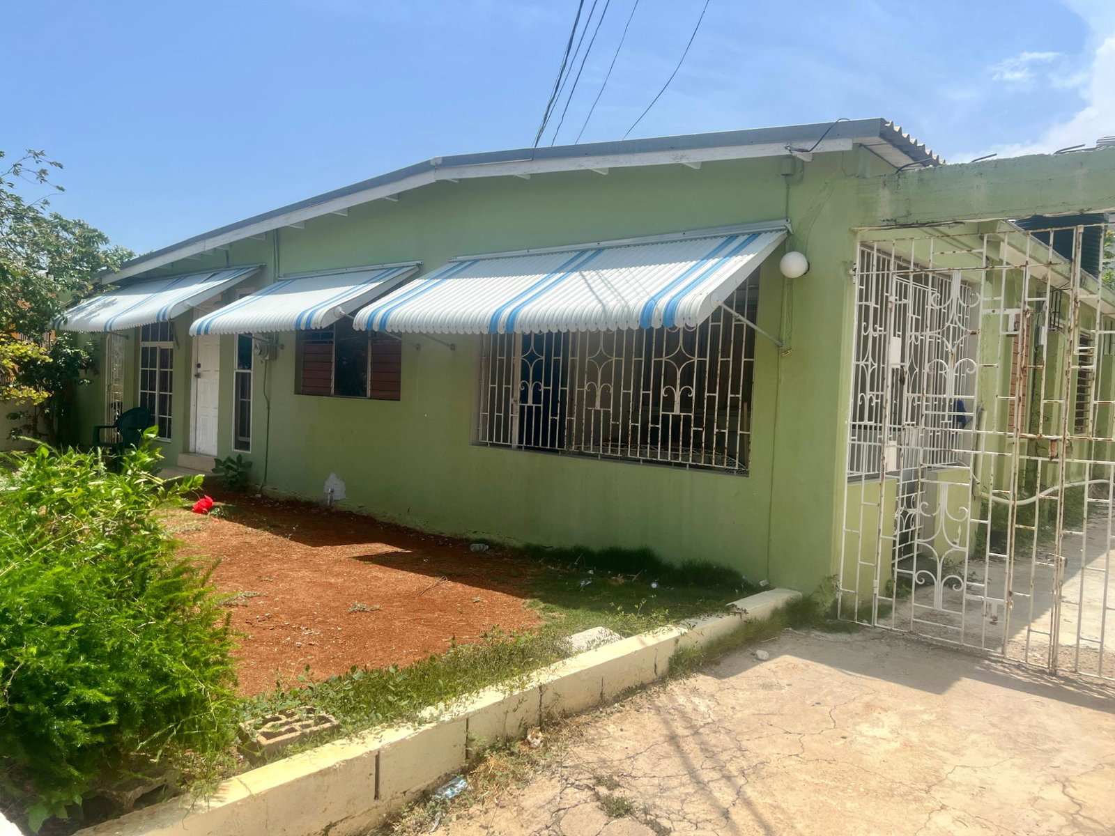 Fifth image of 11 Michelle Crescent, Edgewa in Edgewater, St. Catherine, Jamaica - property is For Sale