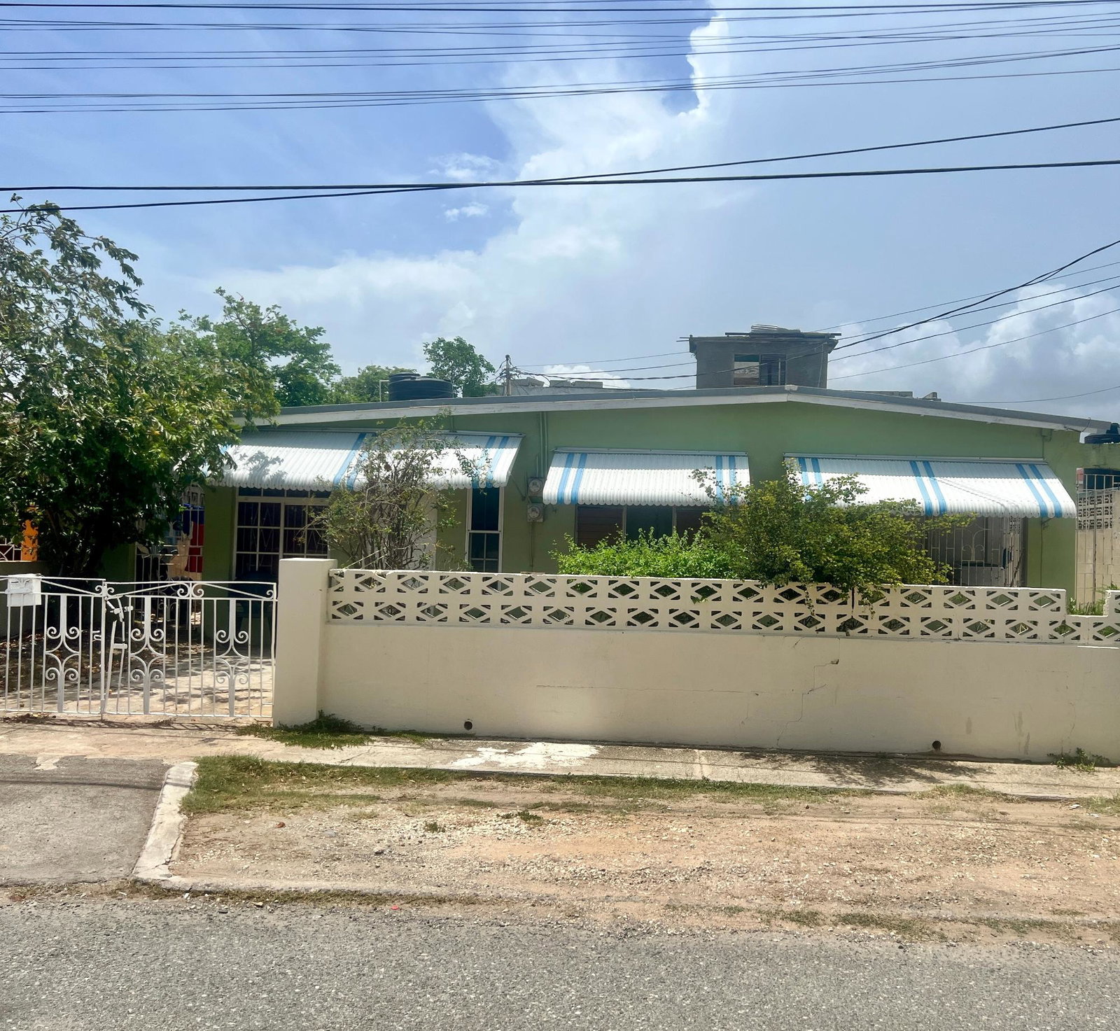 Seventh image of 11 Michelle Crescent, Edgewa in Edgewater, St. Catherine, Jamaica - property is For Sale