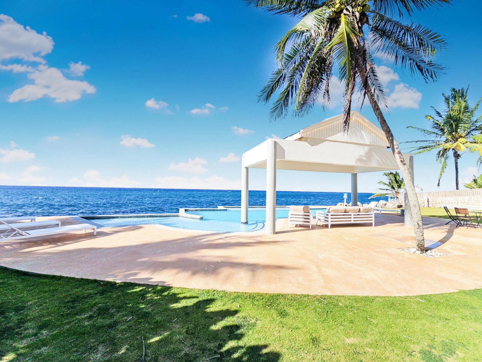 Whispering-Seas-Tower-Isle-Luxury-Resort-ApartmentVilla-for-Sale-in-St.-Mary-Jamaica Twenty-Third image of C001 Whispering Seas in Tower Isle, St. Mary, Jamaica - property is For Sale