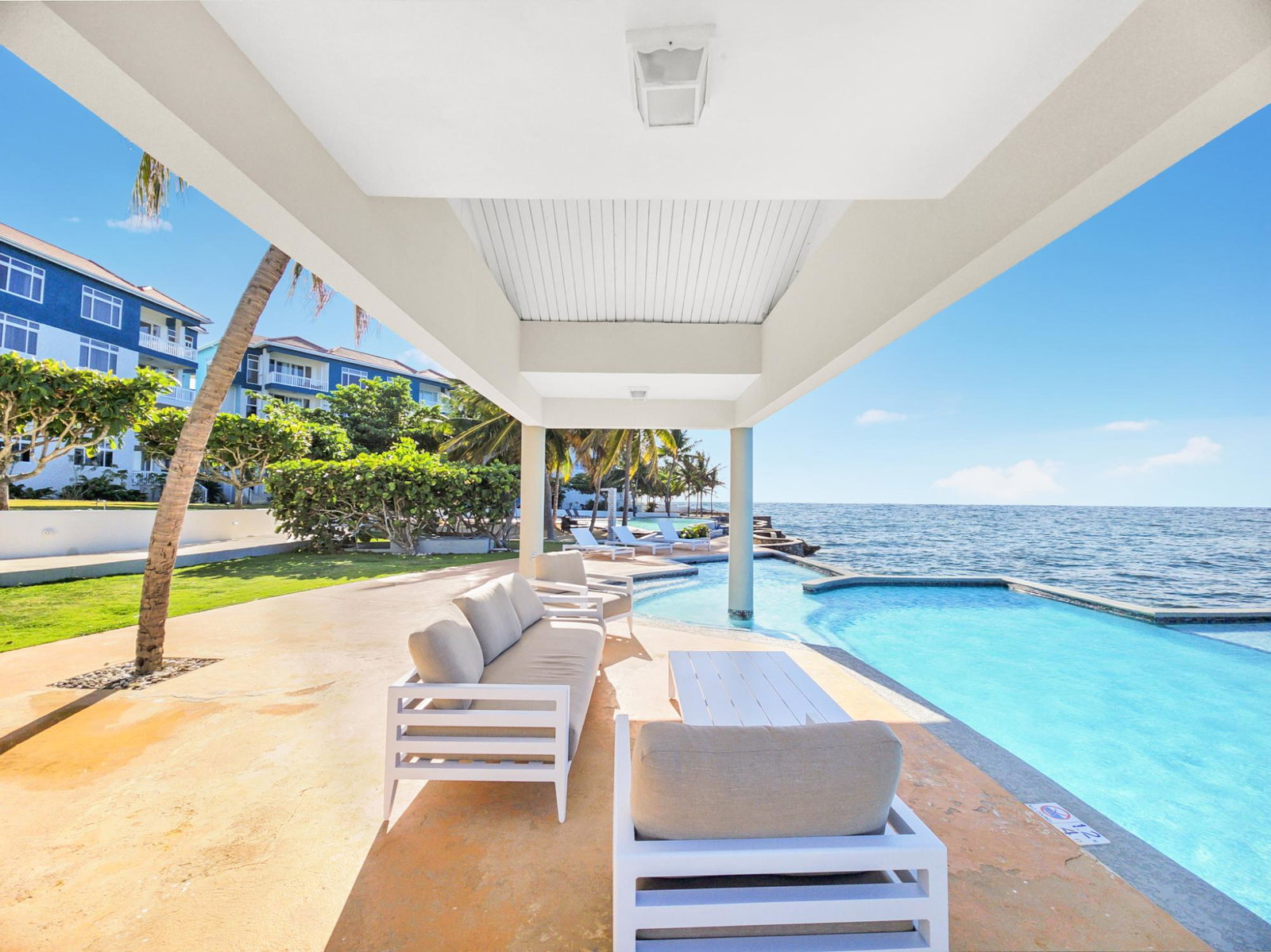 Whispering-Seas-Tower-Isle-Luxury-Resort-ApartmentVilla-for-Sale-in-St.-Mary-Jamaica Twenty-Fourth image of C001 Whispering Seas in Tower Isle, St. Mary, Jamaica - property is For Sale