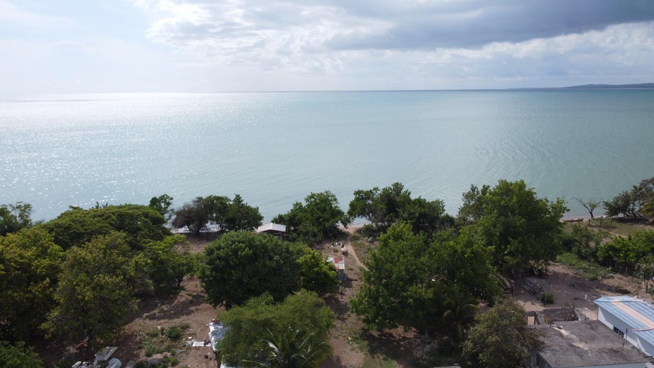 Sixth image of Parottee in Parottee Beach, St. Elizabeth, Jamaica - property is For Sale