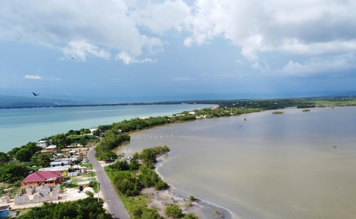 Seventh image of Parottee in Parottee Beach, St. Elizabeth, Jamaica - property is For Sale