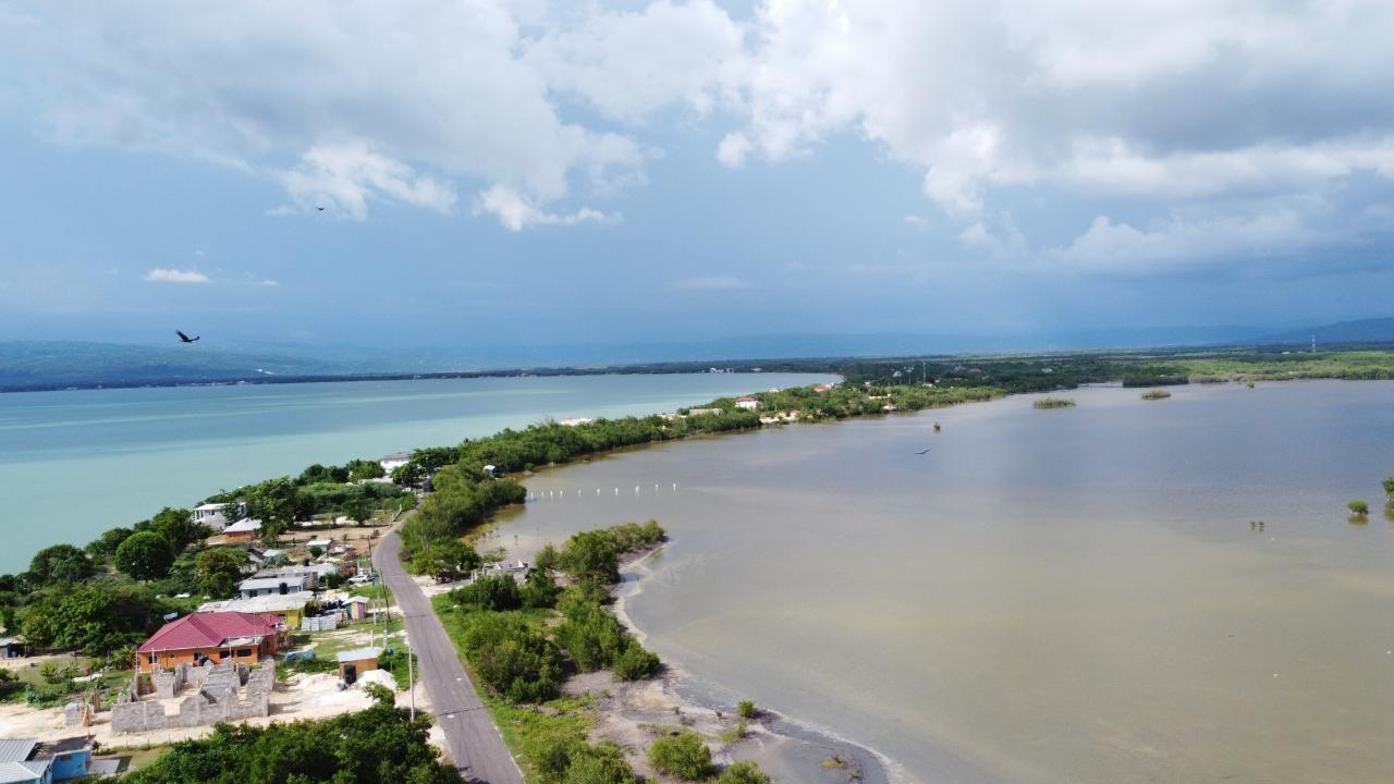 Seventh image of Parottee in Parottee Beach, St. Elizabeth, Jamaica - property is For Sale