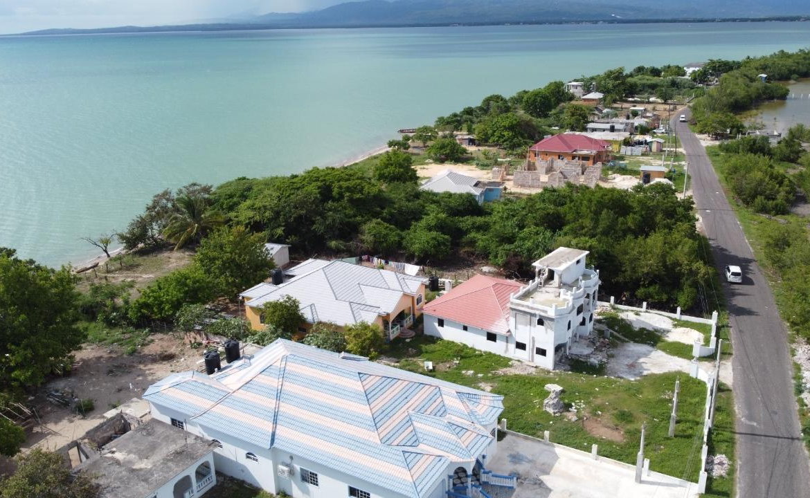 Tenth image of Parottee in Parottee Beach, St. Elizabeth, Jamaica - property is For Sale