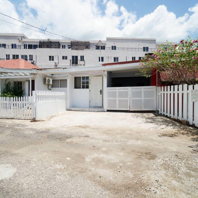 First image of 41a University Crescent in Kingston 6, St. Andrew, Jamaica - property is For Rent