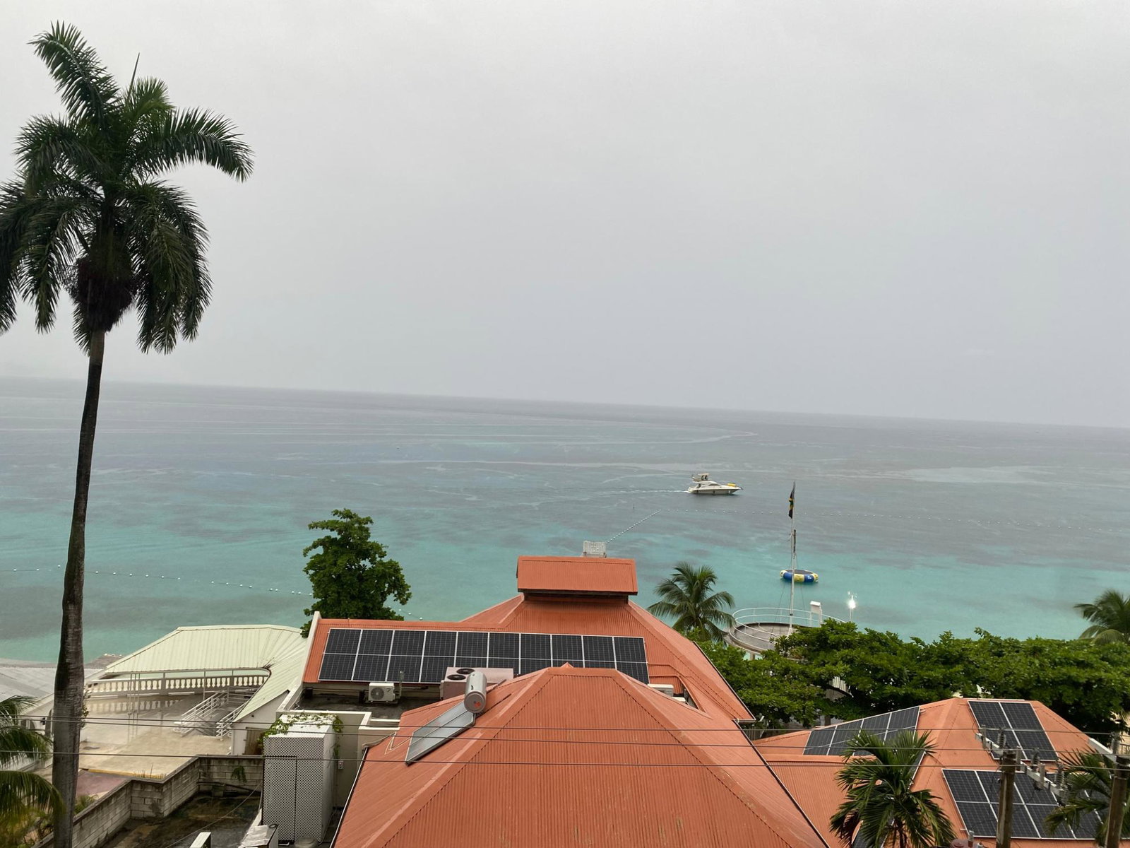Tenth image of 604- Montego Bay Club in Doctors Cave, St. James, Jamaica - property is For Rent