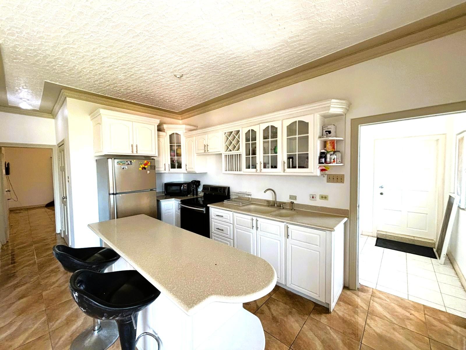 Fifth image of 21-532 Astoria Drive in Kingston 19, St. Andrew, Jamaica - property is For Rent