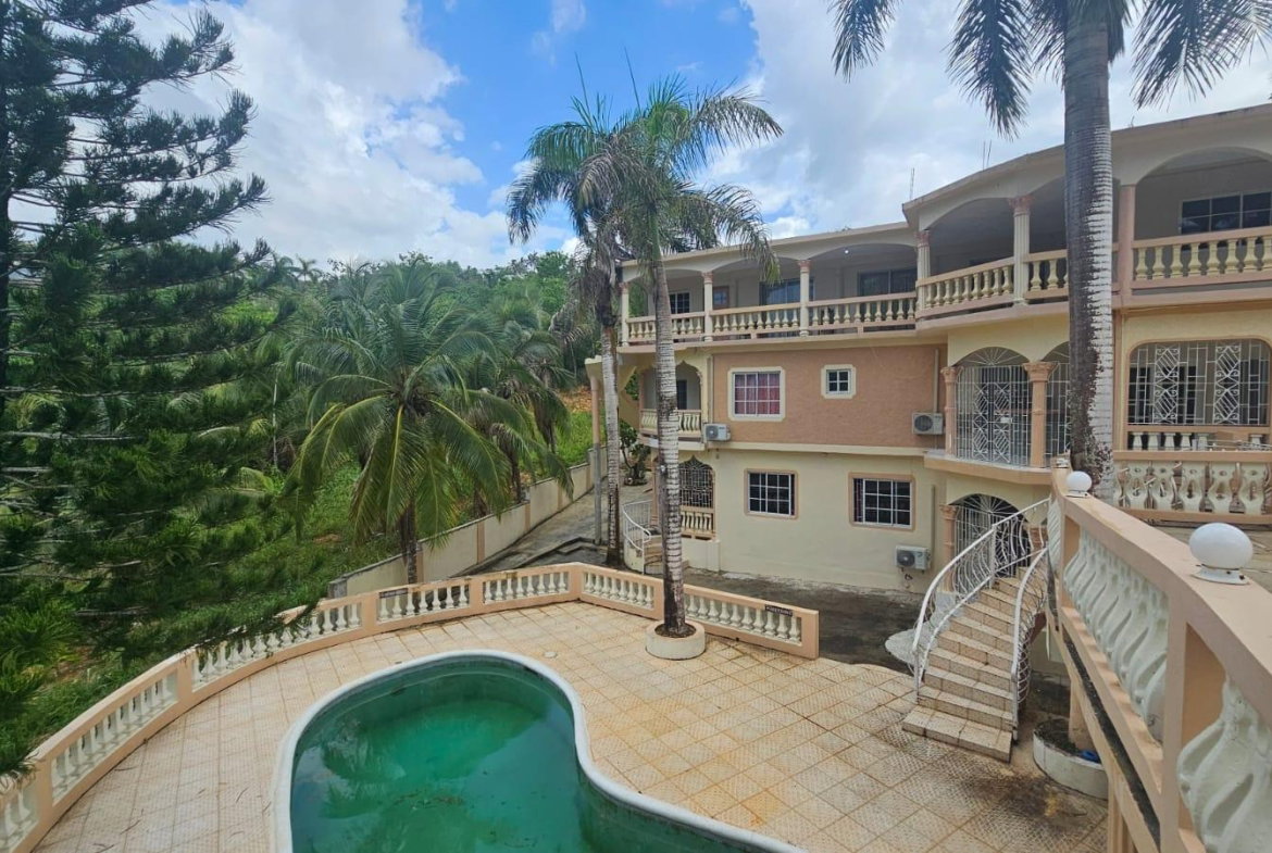 Fifth image of Apt e- Unity Hall in Unity Hall, St. James, Jamaica - property is For Rent