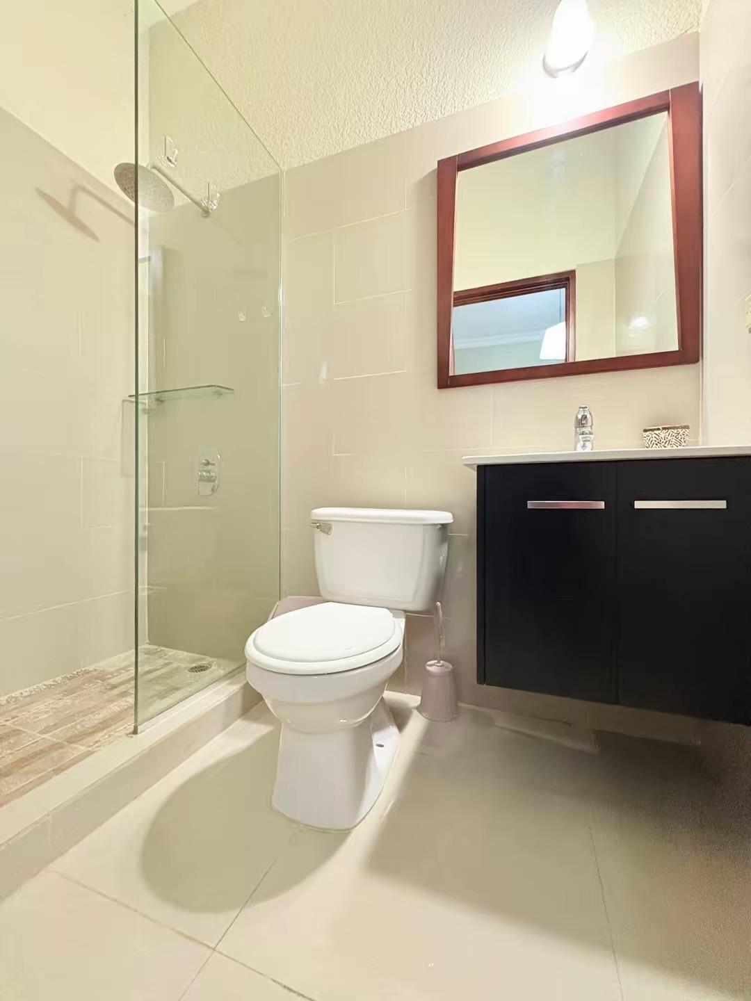 2-Bedroom-Apartment-for-Rent-in-Kingston-8-St.-Andrew-37-Merrivale-Ave Twelfth image of Apt 4-37 Merrivale Avenue in Kingston 8, St. Andrew, Jamaica - property is For Rent