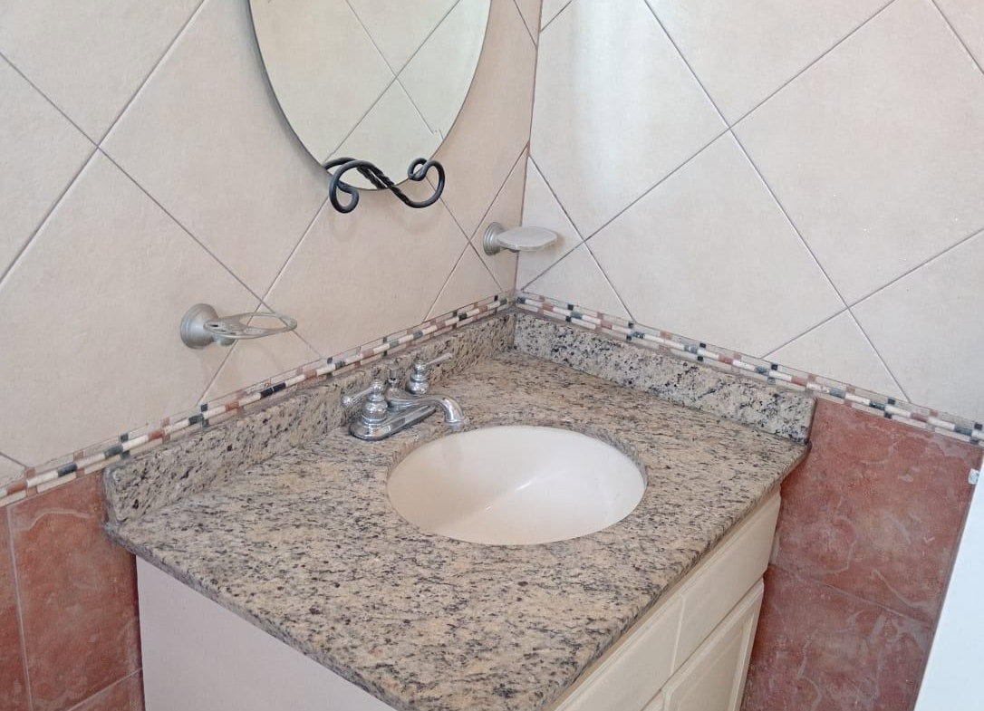 Eleventh image of Apt 4-3 Dukharan Ave in Kingston 8, St. Andrew, Jamaica - property is For Rent