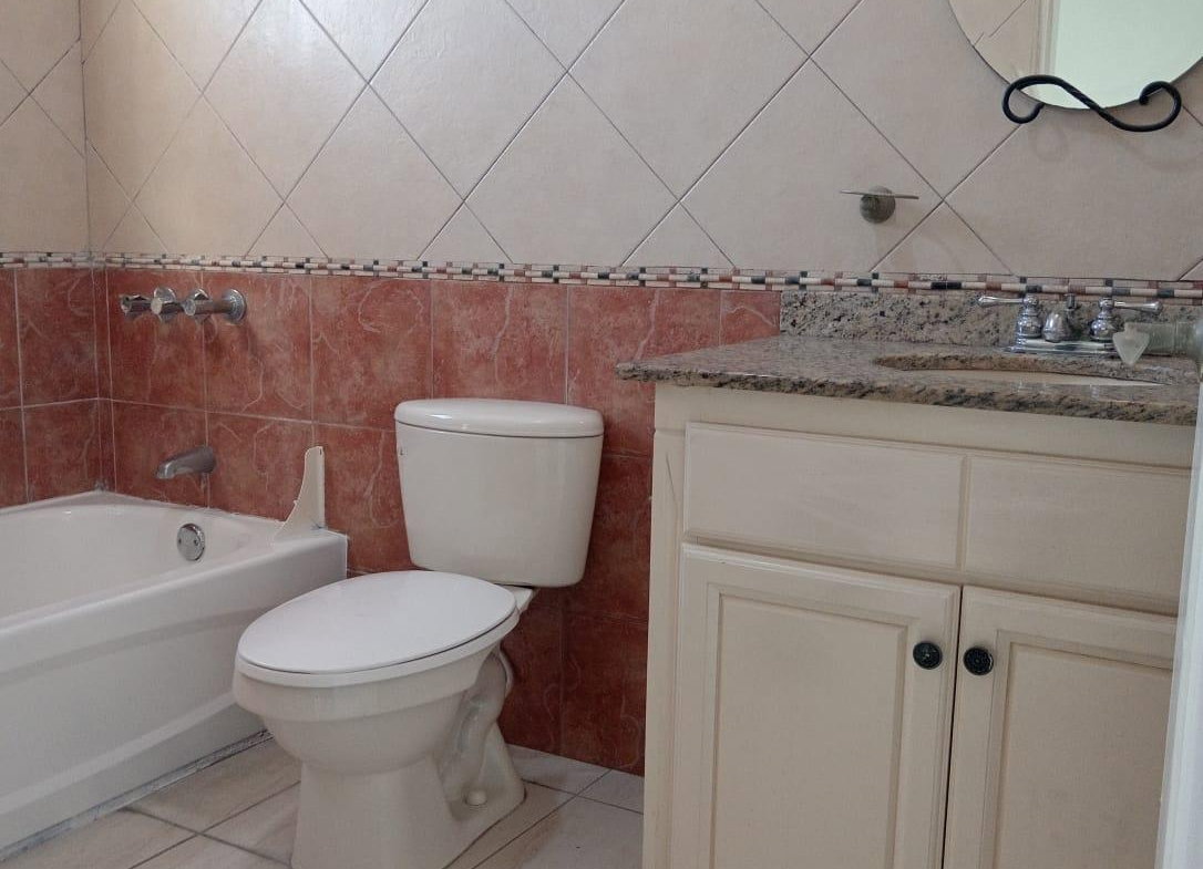 Tenth image of Apt 4-3 Dukharan Ave in Kingston 8, St. Andrew, Jamaica - property is For Rent