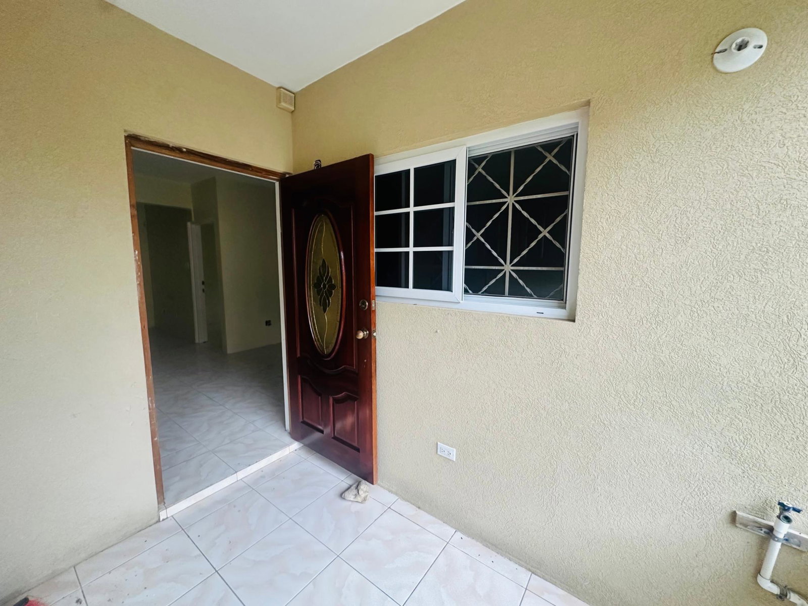 2-Bedroom-Apartment-for-Rent-in-St.-James-Jamaica-Secure-Convenient-Living Fifth image of B-41 Irwin Point in Irwin, St. James, Jamaica - property is For Rent