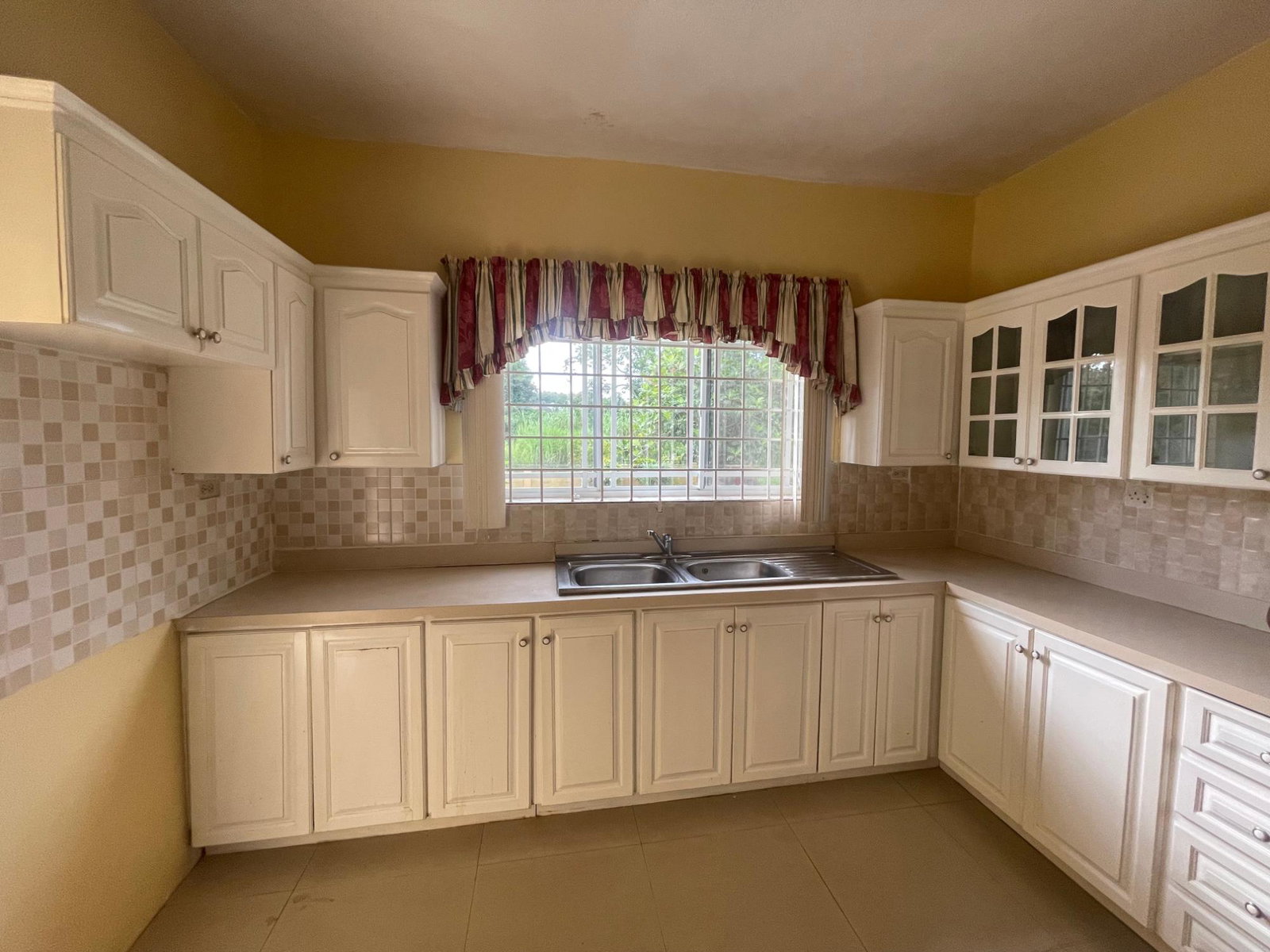 Seventh image of 2-5 Rockton Drive in Mandeville, Manchester, Jamaica - property is For Rent