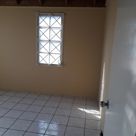 Fourth image of 618 Bayswater Crs White Water in Old Harbour, St. Catherine, Jamaica - property is For Rent