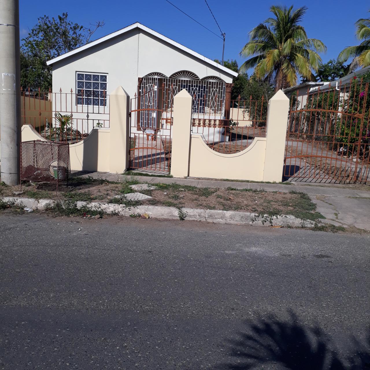 2-Bedroom-Detached-House-for-Rent-in-White-Water-St.-Catherine-Jamaica First image of 618 Bayswater Crs White Water in Old Harbour, St. Catherine, Jamaica - property is For Rent