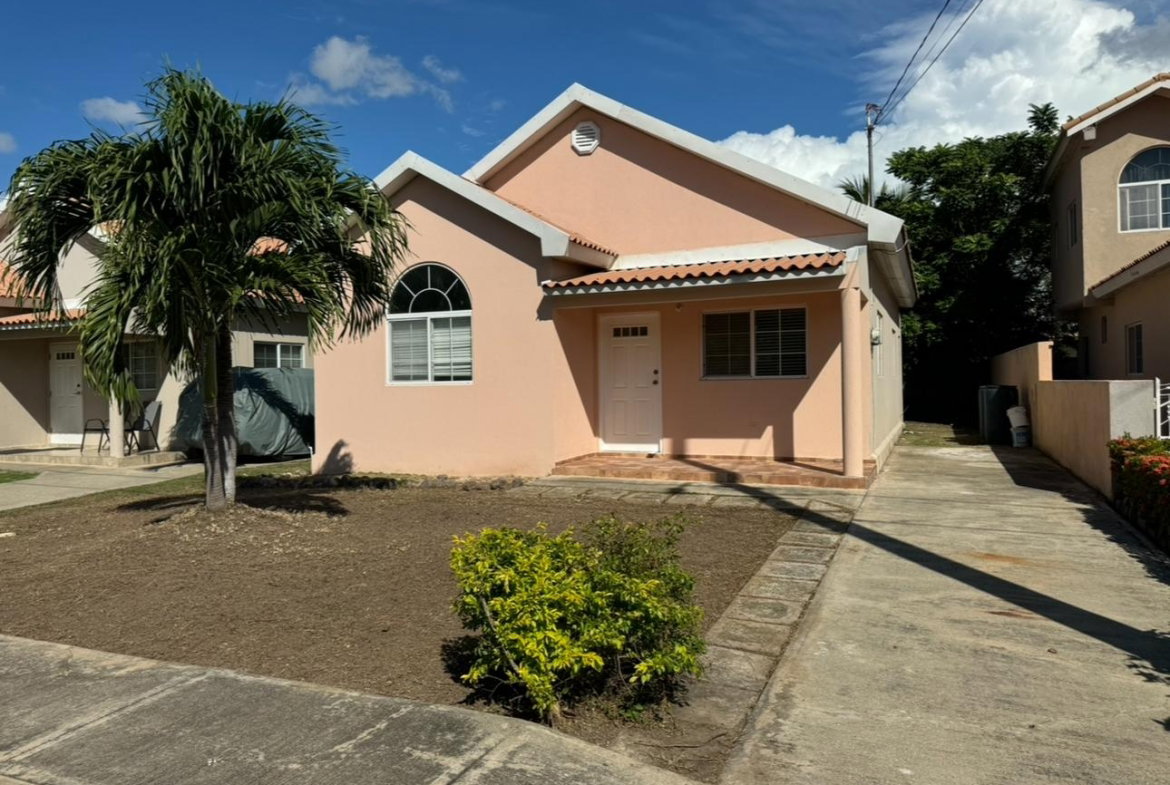 First image of Caymanas Country Club in Caymanas Estates, St. Catherine, Jamaica - property is For Rent