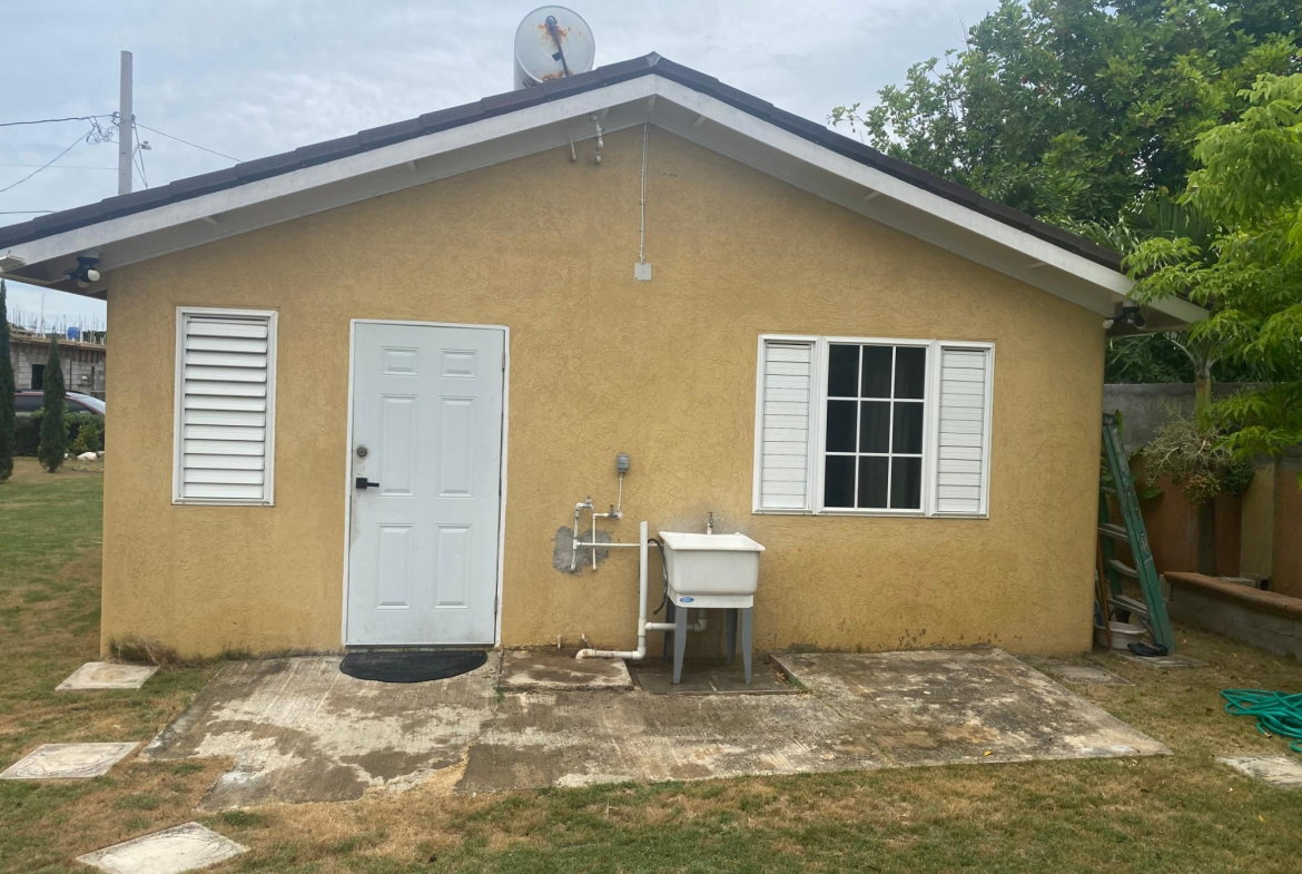 Fifteenth image of 12 Sago Palm Glade in Greater Portmore, St. Catherine, Jamaica - property is For Rent