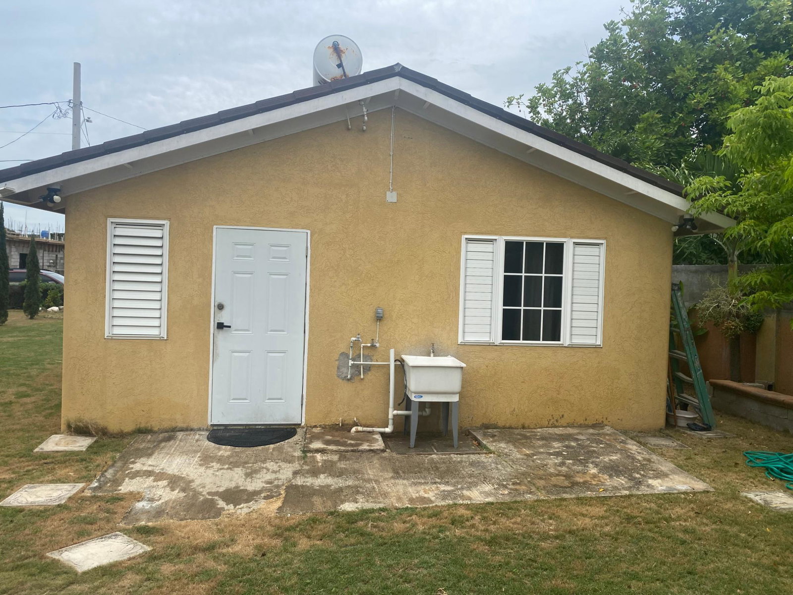 Fifteenth image of 12 Sago Palm Glade in Greater Portmore, St. Catherine, Jamaica - property is For Rent