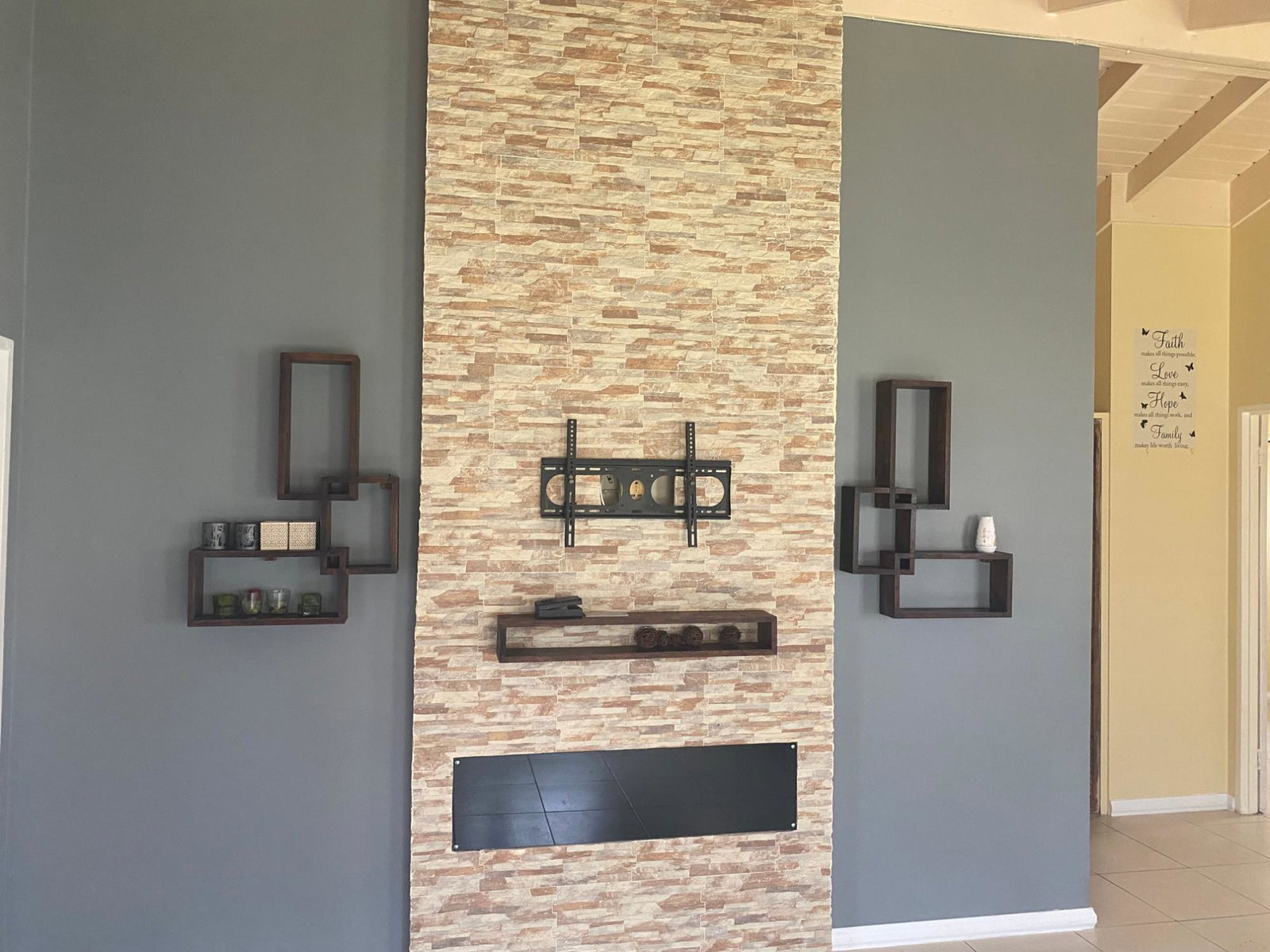 Fifth image of 12 Sago Palm Glade in Greater Portmore, St. Catherine, Jamaica - property is For Rent