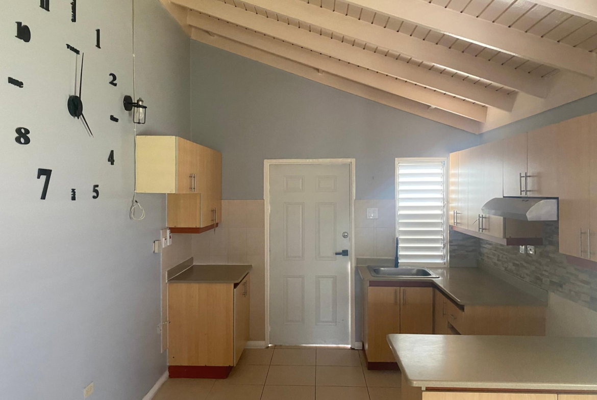 Sixth image of 12 Sago Palm Glade in Greater Portmore, St. Catherine, Jamaica - property is For Rent