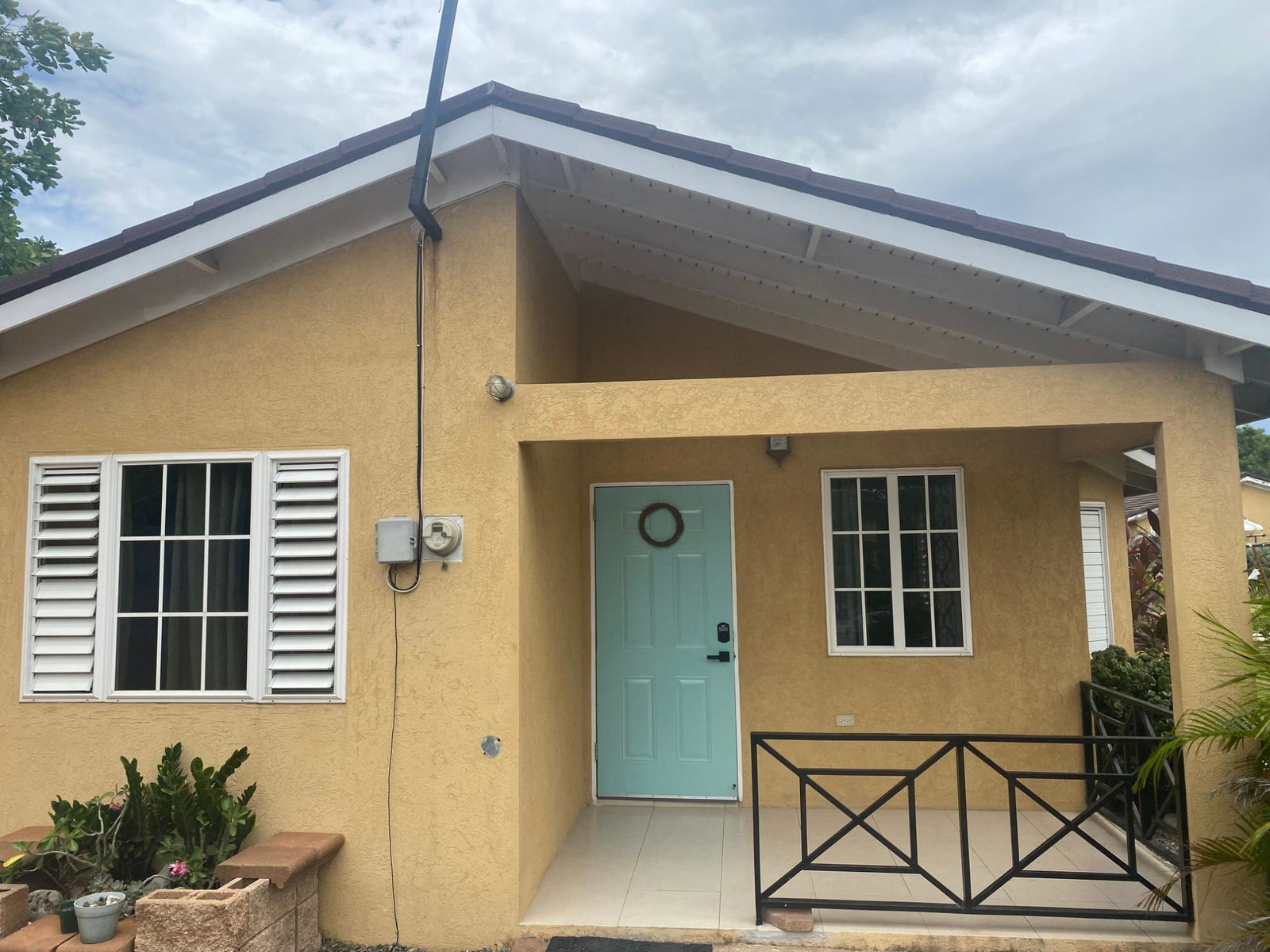 First image of 12 Sago Palm Glade in Greater Portmore, St. Catherine, Jamaica - property is For Rent