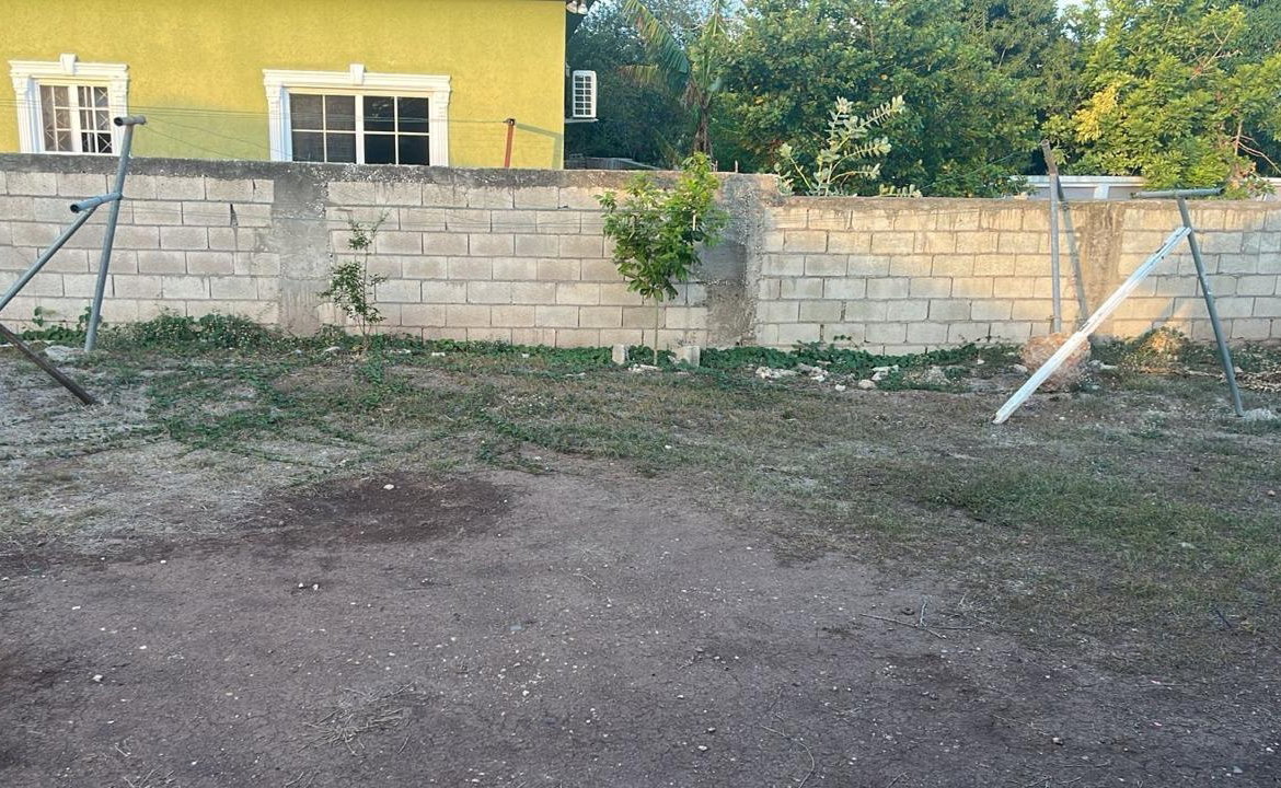 Fourth image of 429 North New Harbour Village 2 in New Harbour Village, St. Catherine, Jamaica - property is For Rent