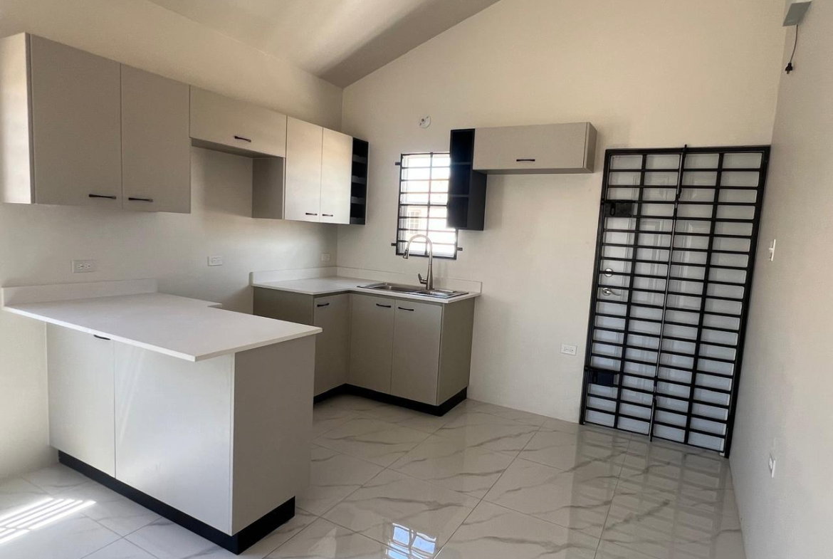 Sixth image of C-1604 Phoenix pk Village 2 ph 4 in Phoenix Park, St. Catherine, Jamaica - property is For Rent