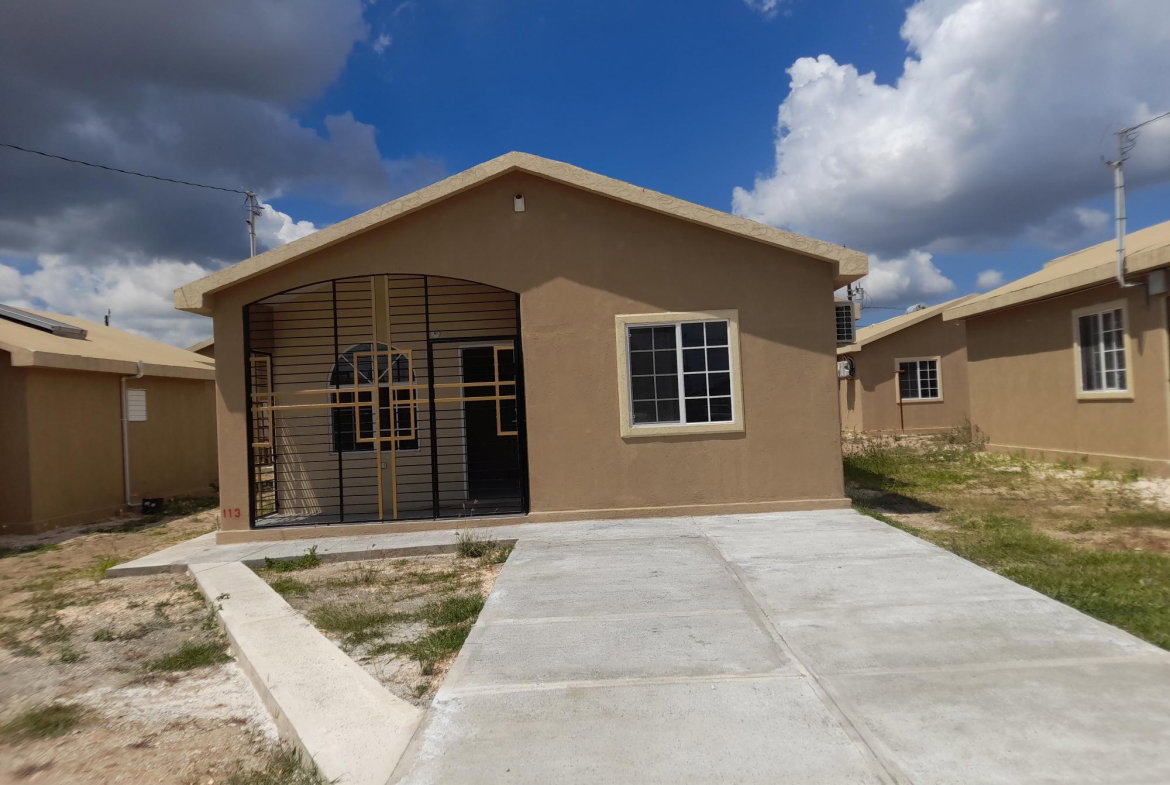 First image of 113 Phoenix Park Village 2 in Phoenix Park, St. Catherine, Jamaica - property is For Rent