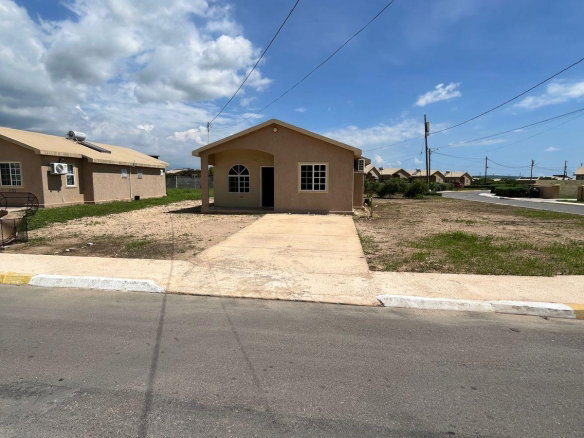 First image of Lot 1956-37 Limestone Crescent in Phoenix Park, St. Catherine, Jamaica - property is For Rent