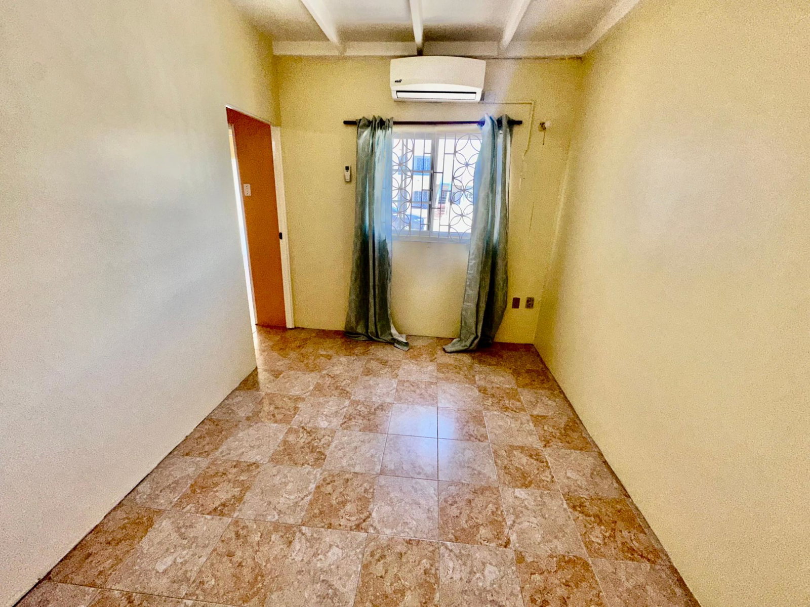 Twelfth image of 609 West Chedwin in Greater Portmore, St. Catherine, Jamaica - property is For Rent