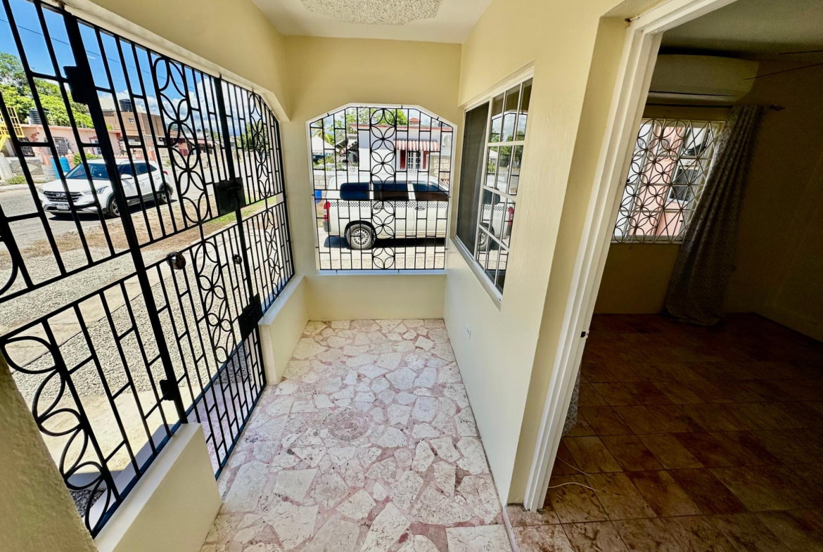 Third image of 609 West Chedwin in Greater Portmore, St. Catherine, Jamaica - property is For Rent