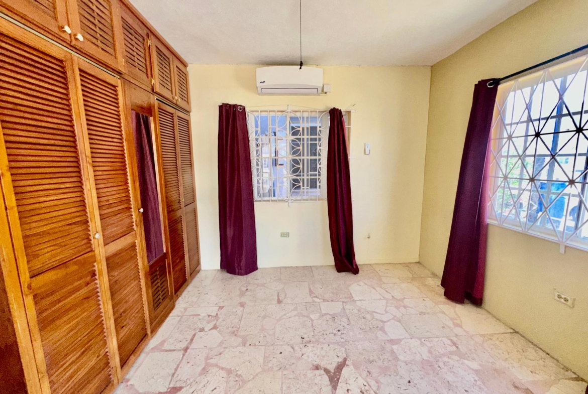 Eighth image of 609 West Chedwin in Greater Portmore, St. Catherine, Jamaica - property is For Rent