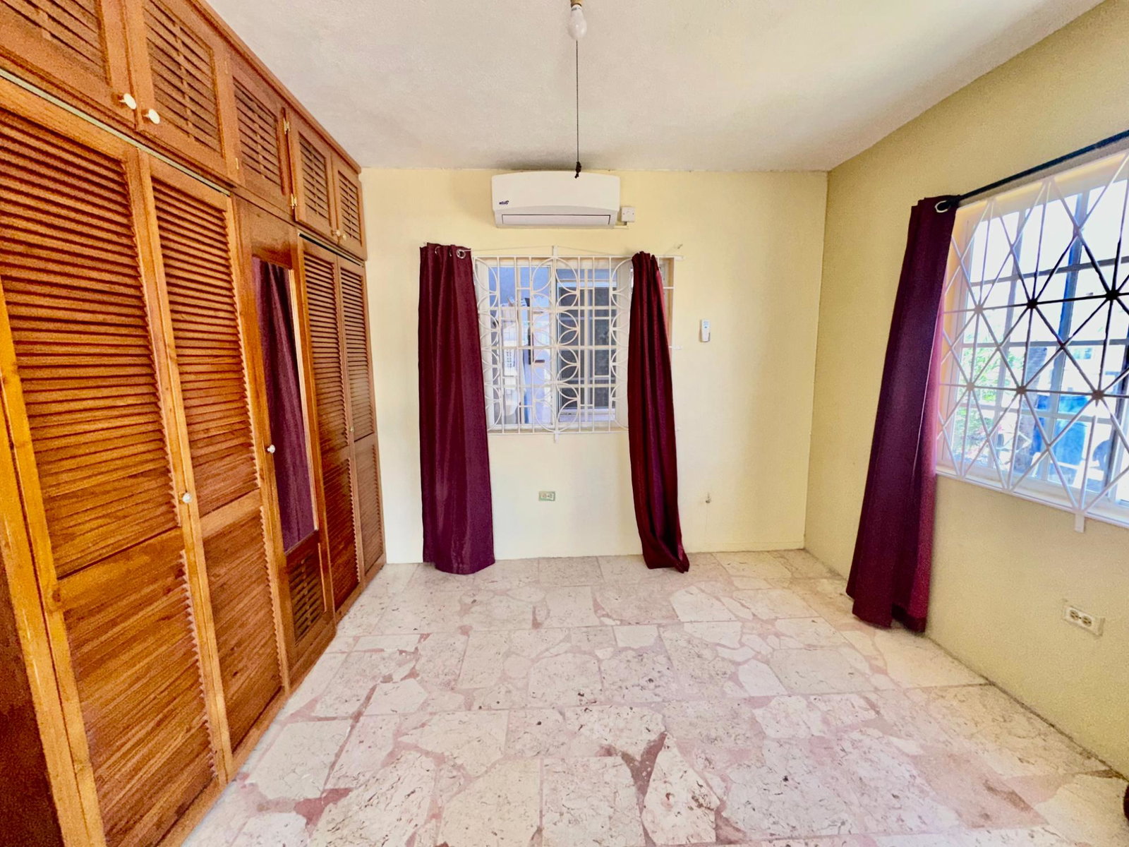 Eighth image of 609 West Chedwin in Greater Portmore, St. Catherine, Jamaica - property is For Rent