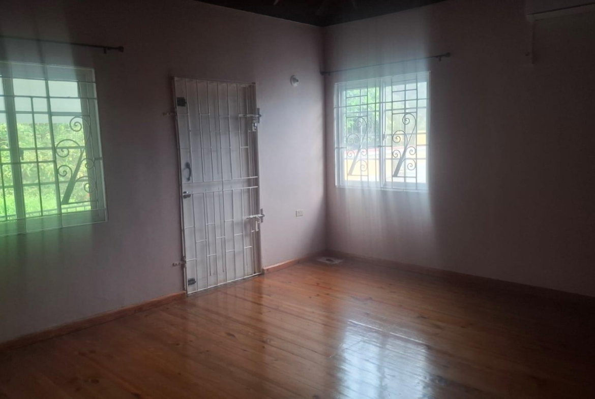 Eleventh image of 16 South Monterey Drive in Kingston 6, St. Andrew, Jamaica - property is For Rent