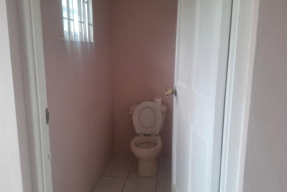 Thirteenth image of 16 South Monterey Drive in Kingston 6, St. Andrew, Jamaica - property is For Rent