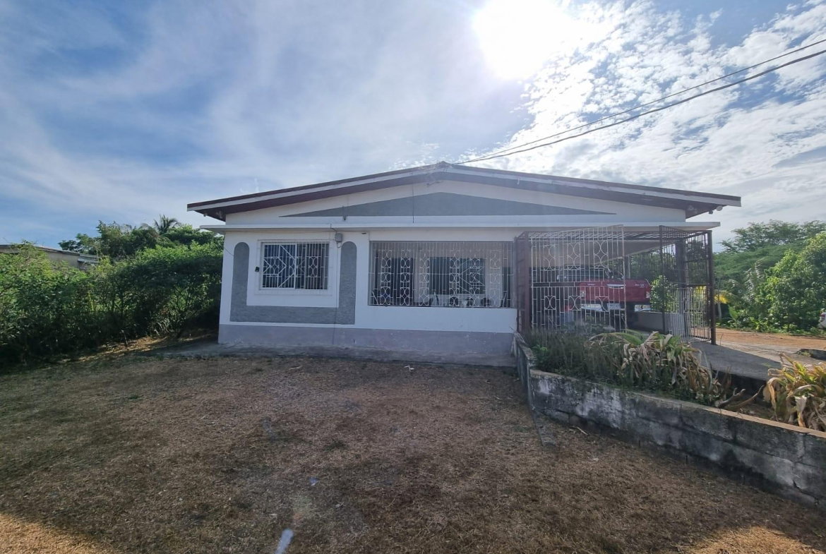 Third image of 17 Chateau Road, May Pen in Chateau, Clarendon, Jamaica - property is For Sale