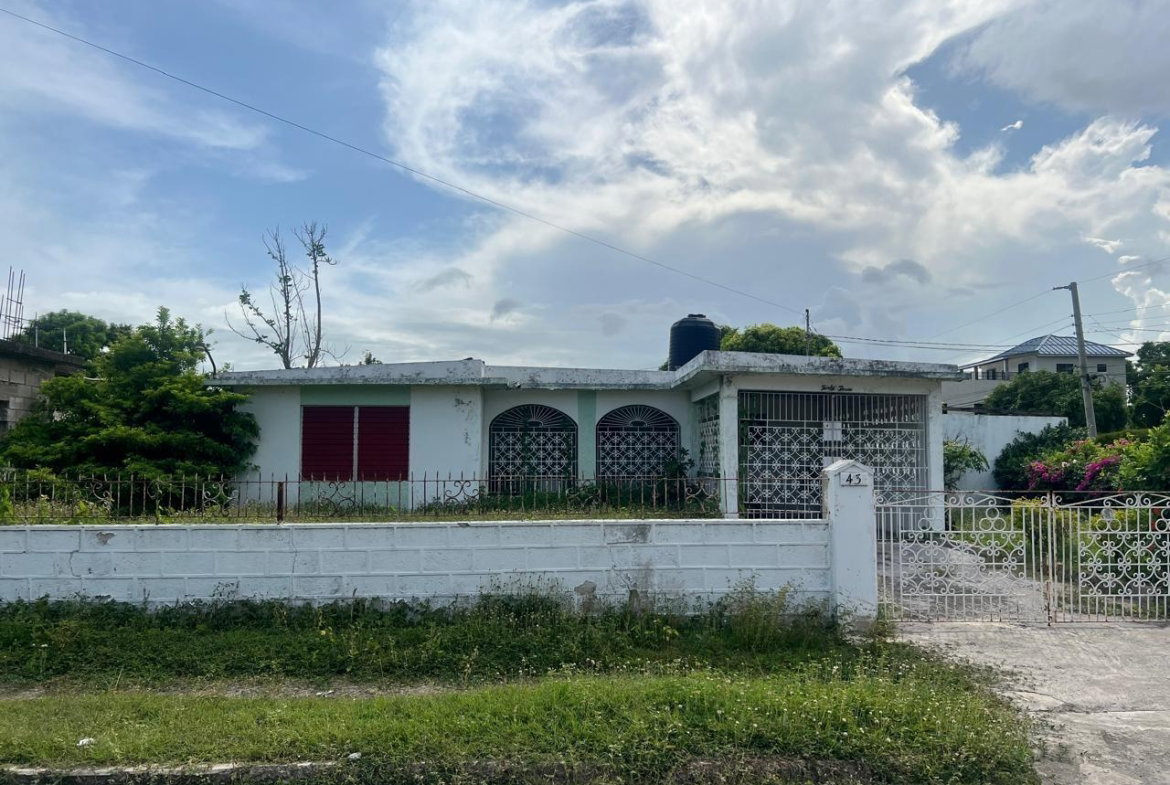 First image of 43 Fulmer Avenue, Ensom City in Spanish Town, St. Catherine, Jamaica - property is For Sale