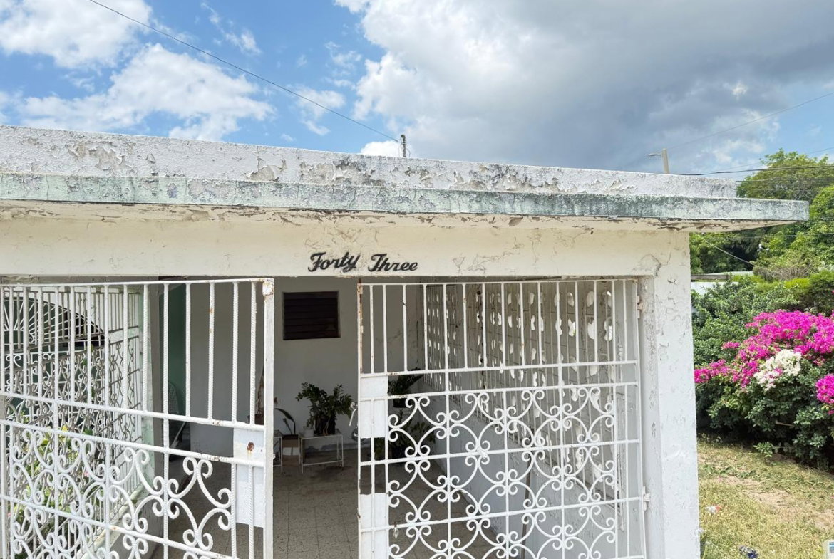 Sixth image of 43 Fulmer Avenue, Ensom City in Spanish Town, St. Catherine, Jamaica - property is For Sale