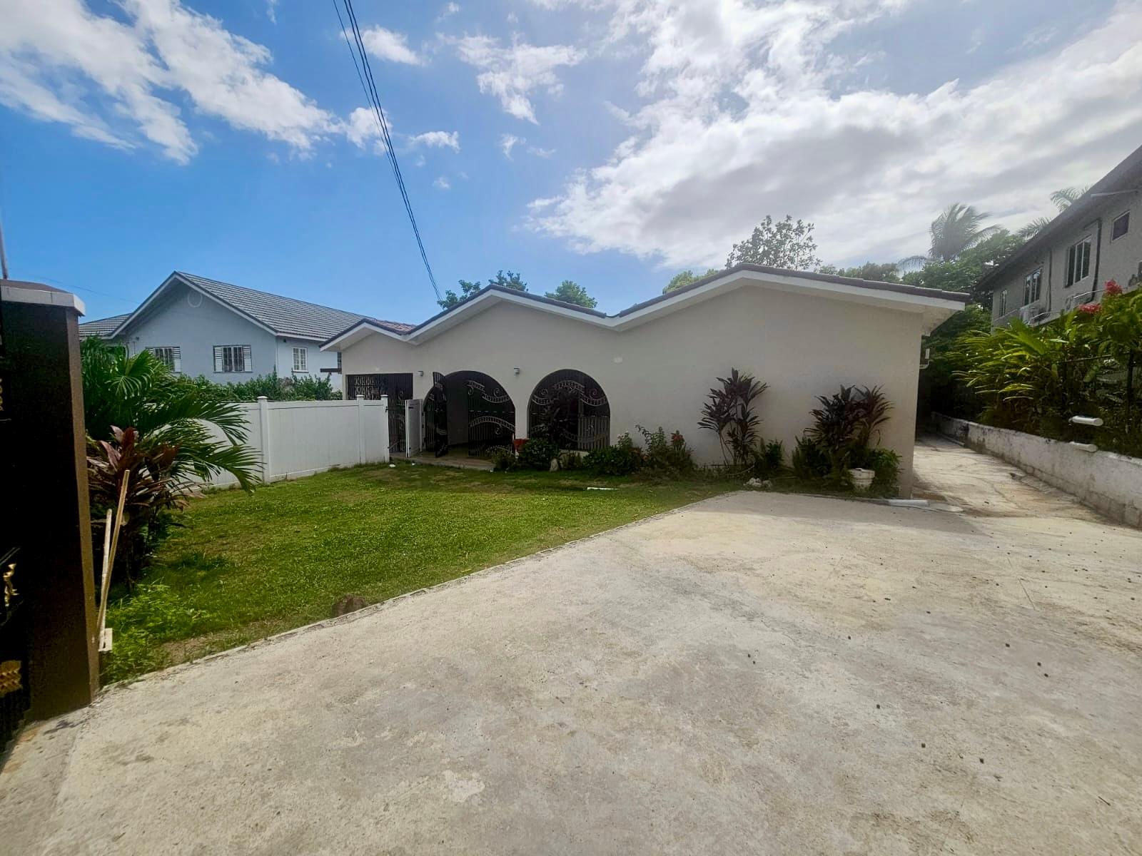 Second image of 1-23 Glendon Circle in Kingston 6, St. Andrew, Jamaica - property is For Rent