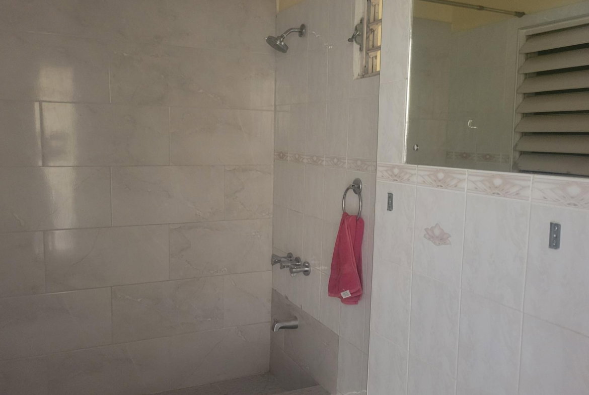 Ninth image of 343 nw 7th Street, 8 West in Greater Portmore, St. Catherine, Jamaica - property is For Rent