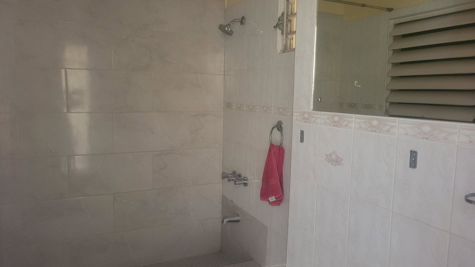 Ninth image of 343 nw 7th Street, 8 West in Greater Portmore, St. Catherine, Jamaica - property is For Rent