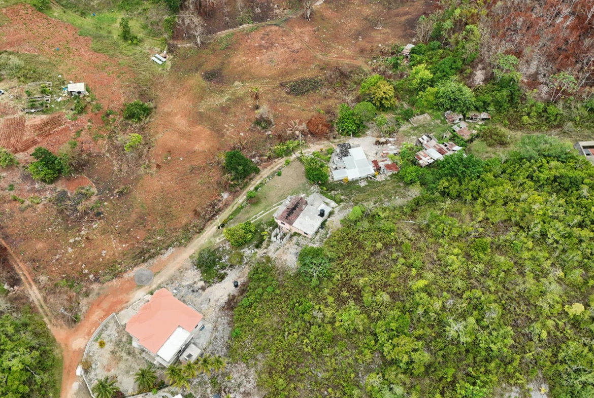 Fourth image of 4 Haddon, Walkerswood in Walkers Wood, St. Ann, Jamaica - property is For Sale