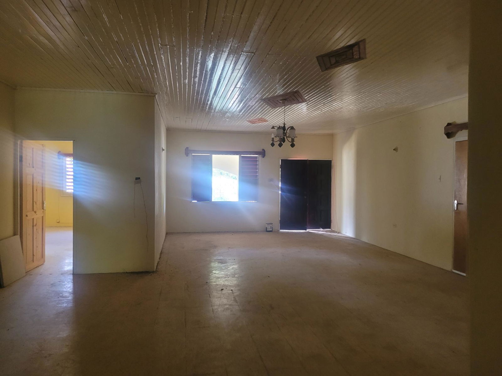 5-Bed-4-Bath-Two-Family-House-for-Sale-in-Denbigh-Clarendon-Jamaica Twelfth image of Denbigh in Denbigh, Clarendon, Jamaica - property is For Sale