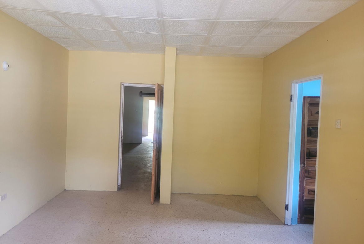 5-Bed-4-Bath-Two-Family-House-for-Sale-in-Denbigh-Clarendon-Jamaica Fourteenth image of Denbigh in Denbigh, Clarendon, Jamaica - property is For Sale