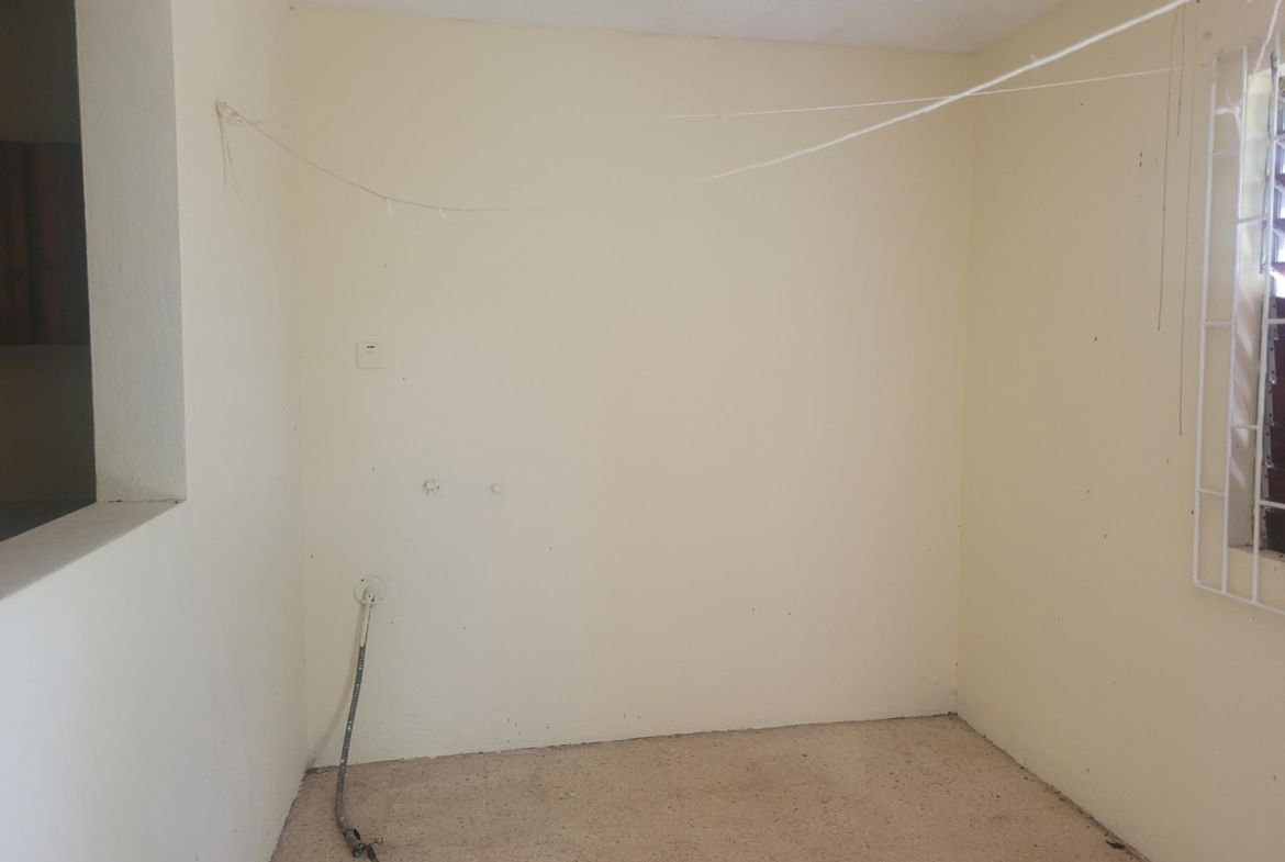 5-Bed-4-Bath-Two-Family-House-for-Sale-in-Denbigh-Clarendon-Jamaica Twenty-Seventh image of Denbigh in Denbigh, Clarendon, Jamaica - property is For Sale